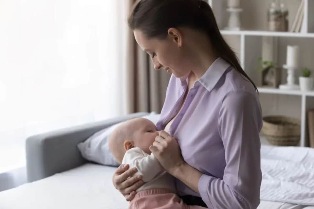 Czy lekarz musi badać, aby wydać zaświadczenie o karmieniu piersią?