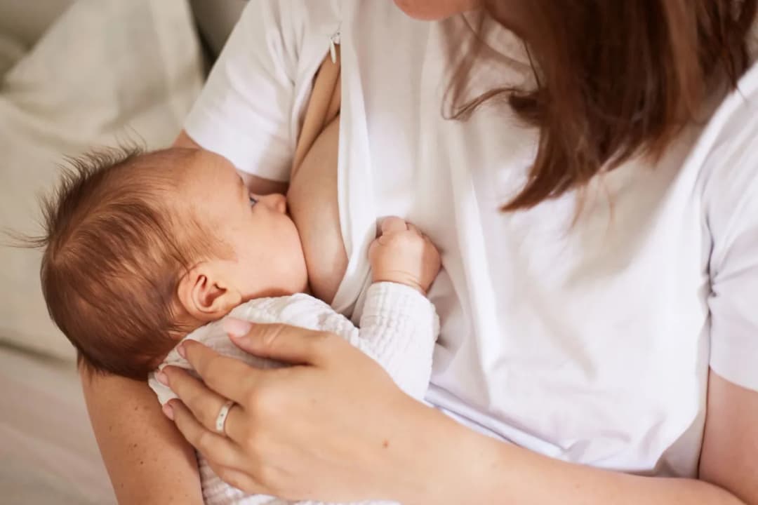Karmienie piersią a gorączka u matki: jakie leki są bezpieczne?