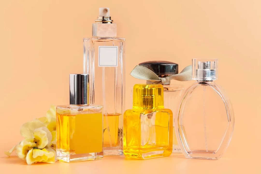 Woda toaletowa czy perfumowana - która naprawdę jest lepsza?